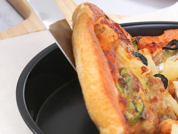 Round Pizza Plate Pizza Pan Deep Dish Tray Carbon Steel Non-stick Pack of 3