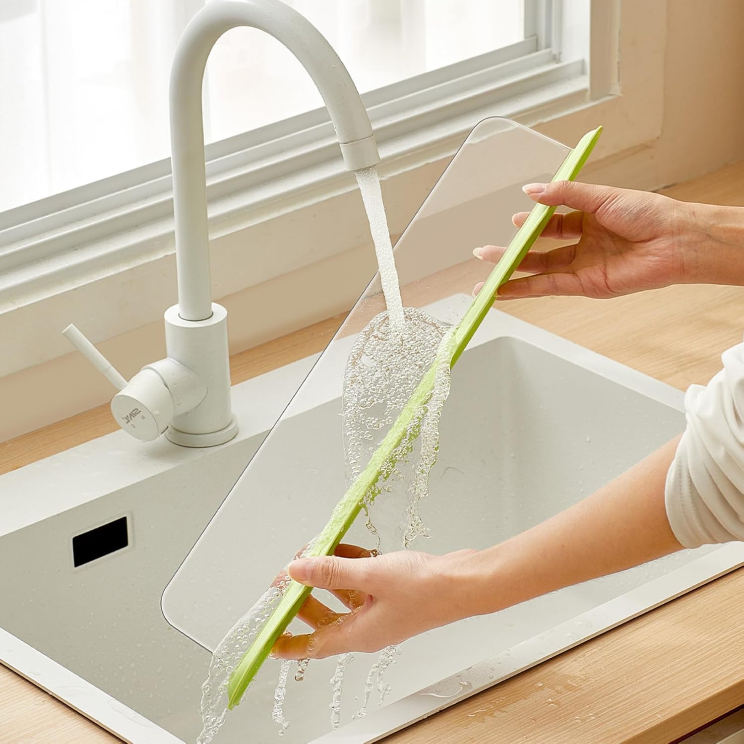 Transparent Acrylic Sink Water Guard